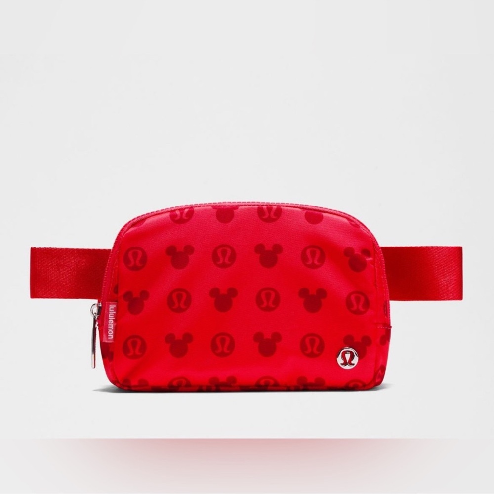 Disney x lululemon everywhere belt bag